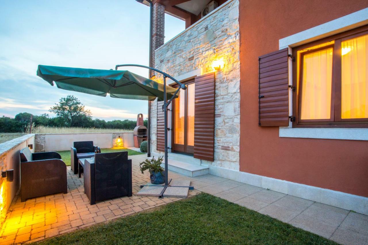 PUY Apartman Irena מראה חיצוני תמונה