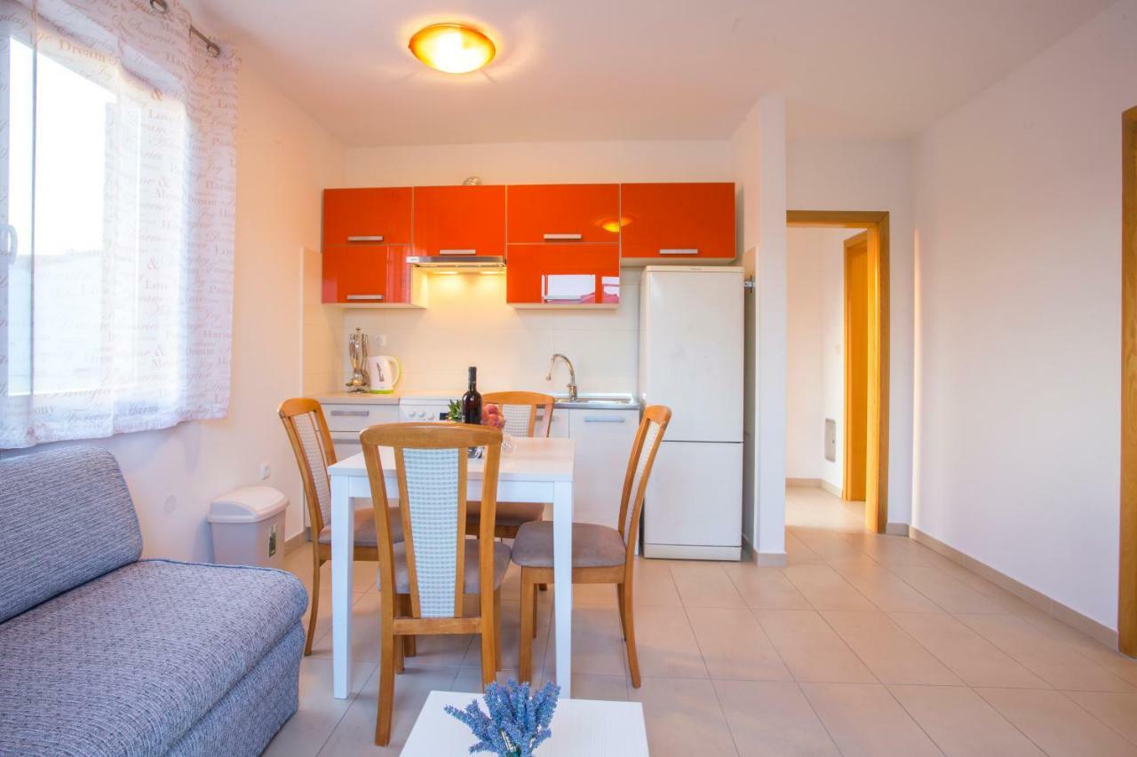 PUY Apartman Irena מראה חיצוני תמונה